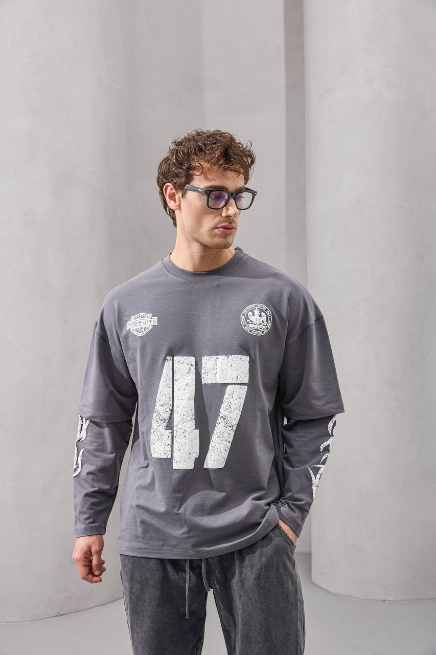2morrow Overized Wild Life Long Sleeve T-shirt in grey