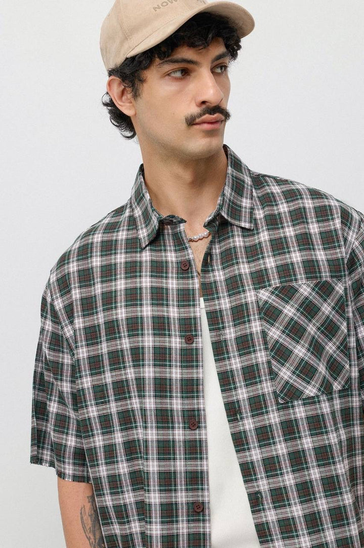 Vamos Plaid Short Sleeve shirt in Green