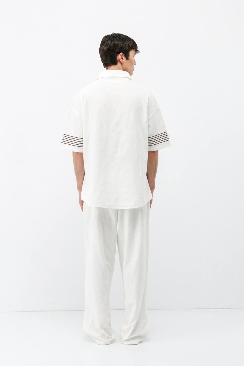 Vamos Short Sleeve Set in White