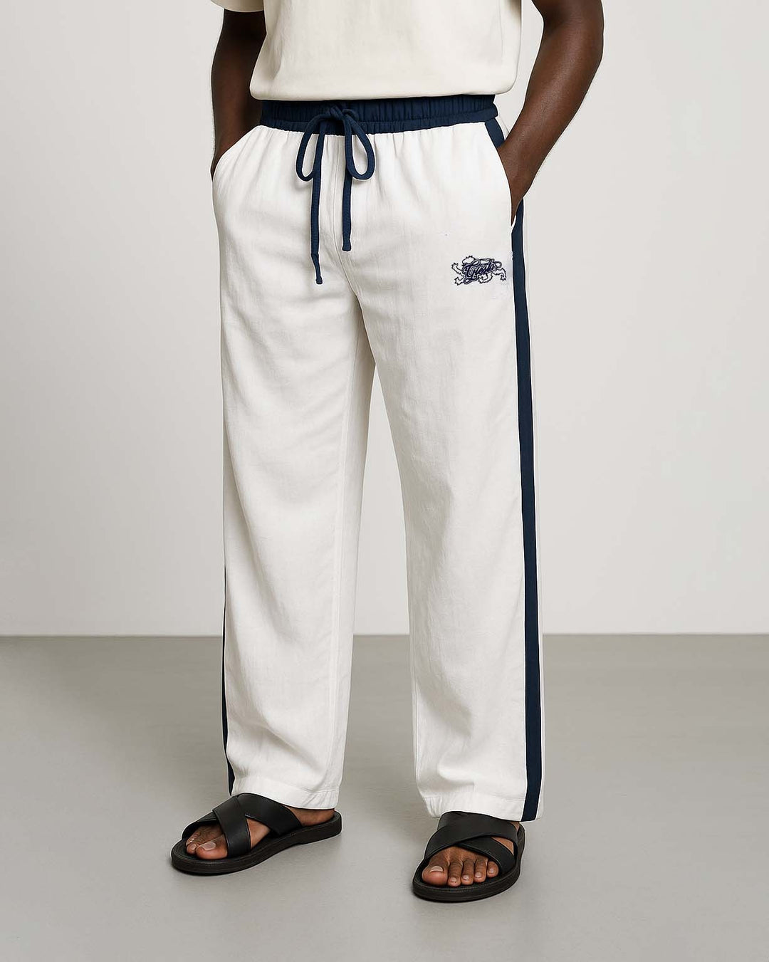 Giesto Embroidered Double Toned Linen Pants in White