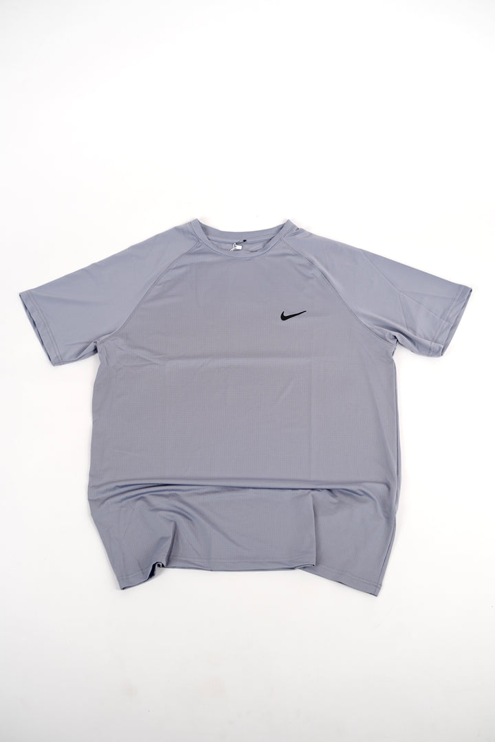 Nike Miler t-shirt in grey