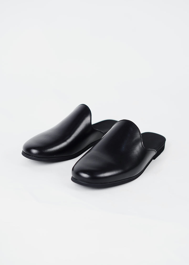 Garm Island Leather Mules in Black