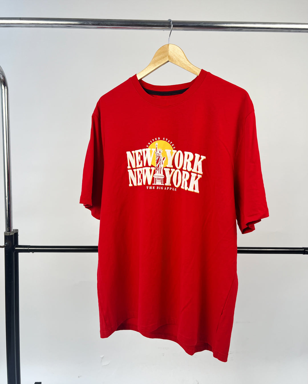 Garage New York Text T-shirt in Red