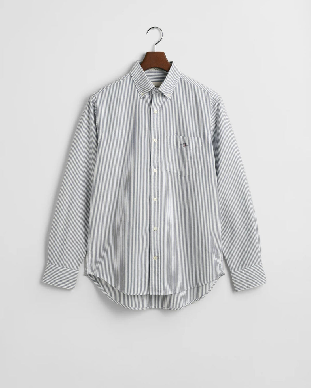 GANT Regular Fit Banker Stripe Classic Oxford Shirt in Navy blue