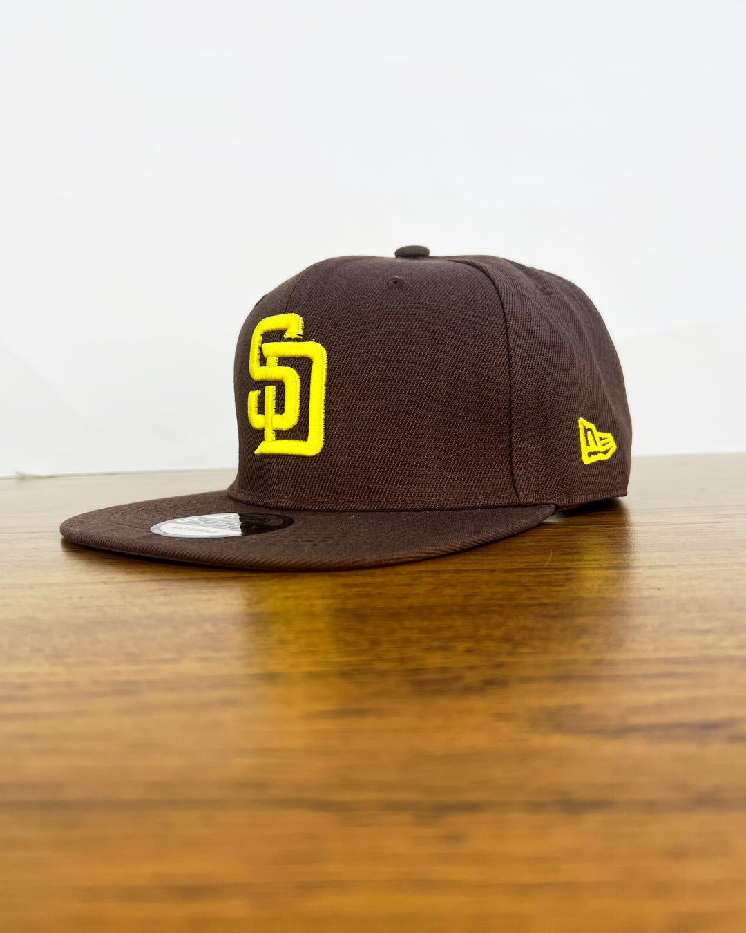 San Diego Padres New Era Snapback in brown