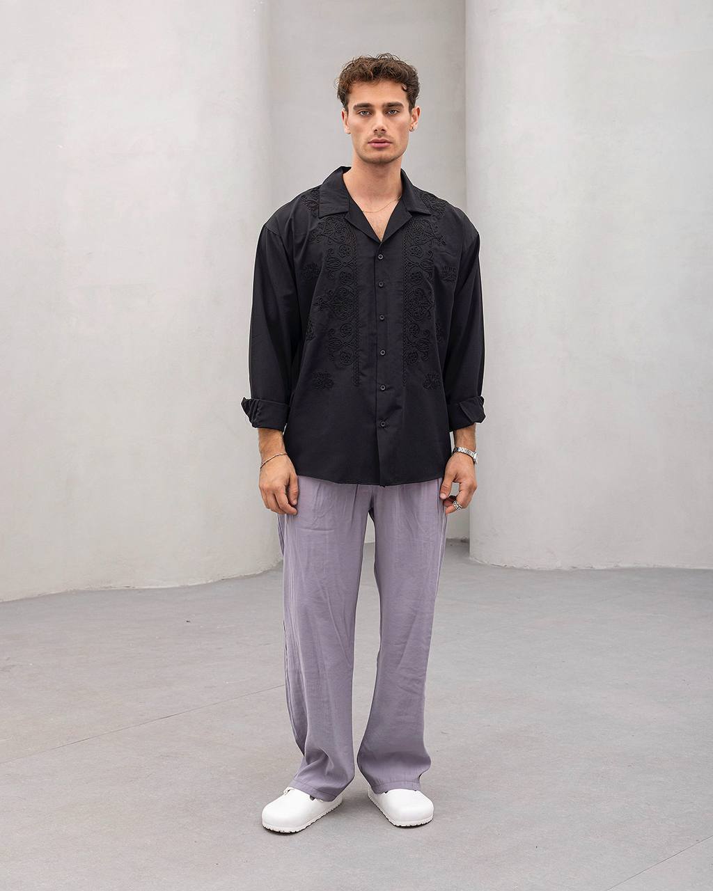 2morrow Floral Lace Panel Shirt in Black