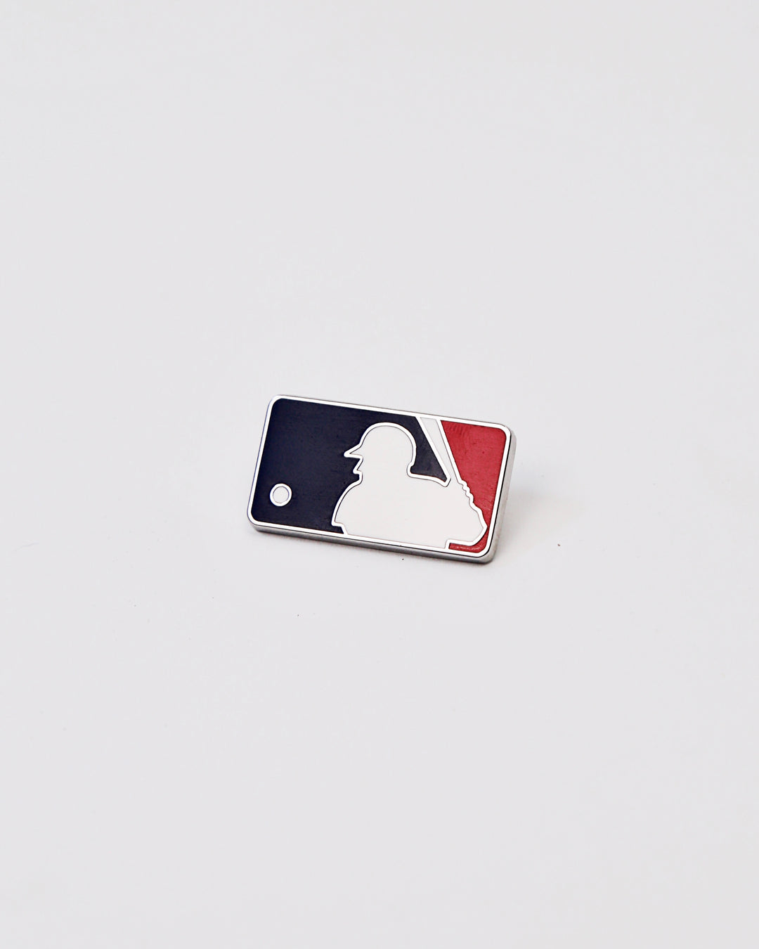 MLB logo SnapBack pin