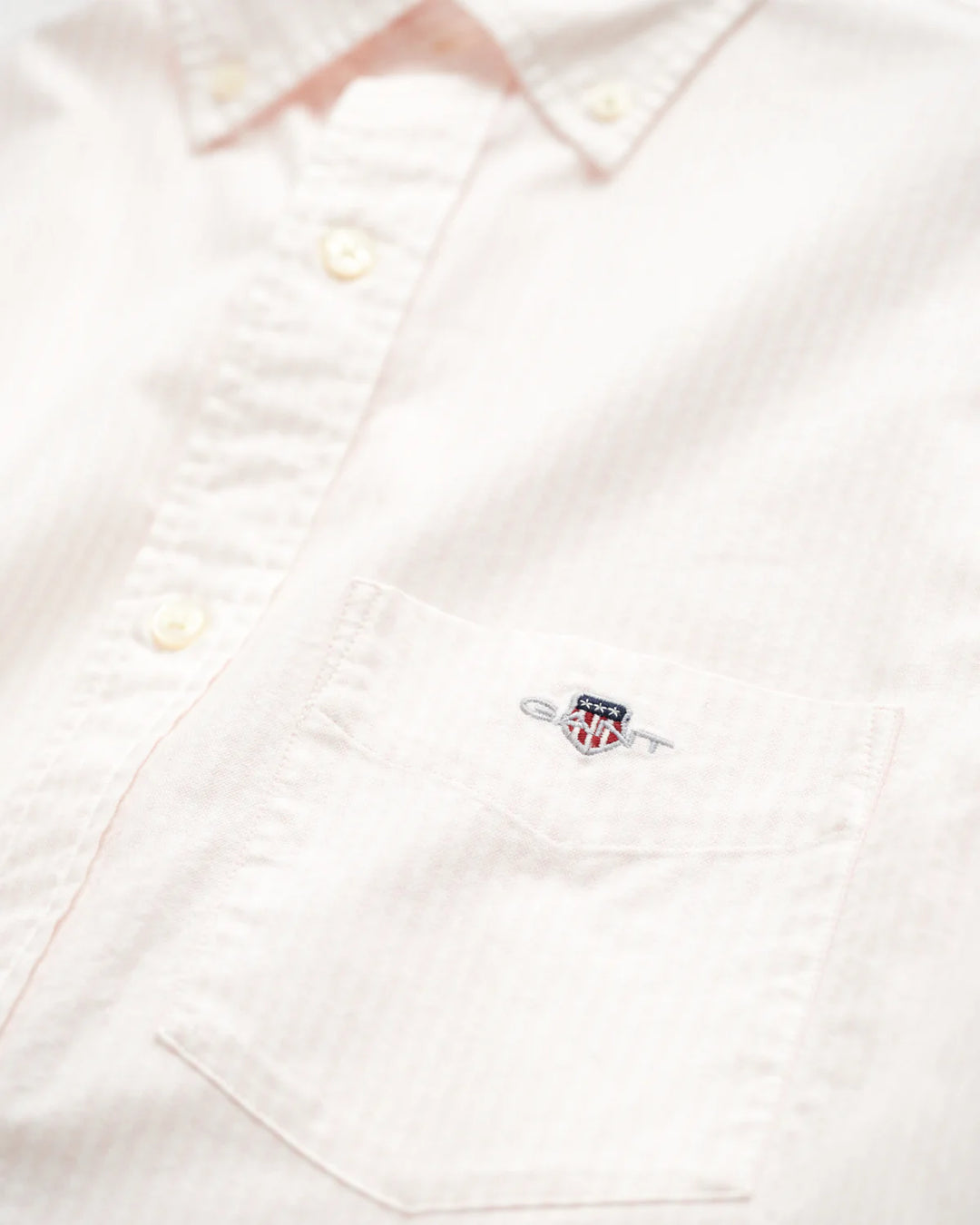 GANT Regular Fit Banker Stripe Classic Oxford Shirt in Pink