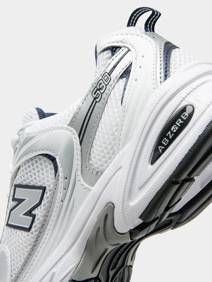 New Balance Unisex 530 Trainers in White & Black