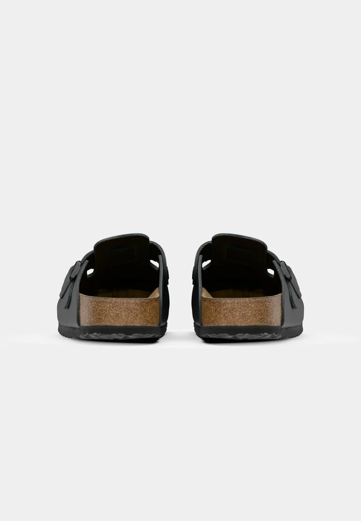 Birkenstock Boston Clogs Slides in Matte Black