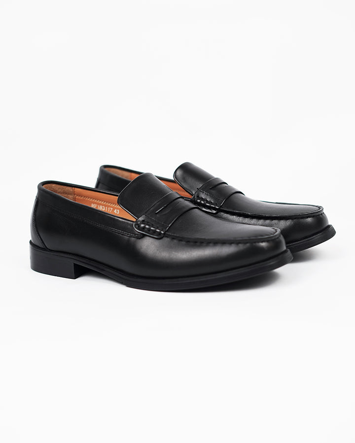 Garm Island Vintage Calf Leather Penny Loafers in black