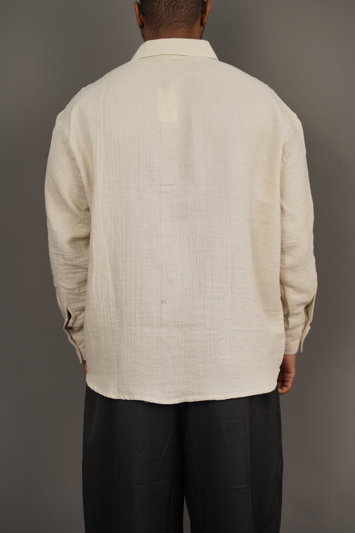 2512 Embroidered Patch Longsleeve Shirt in cream