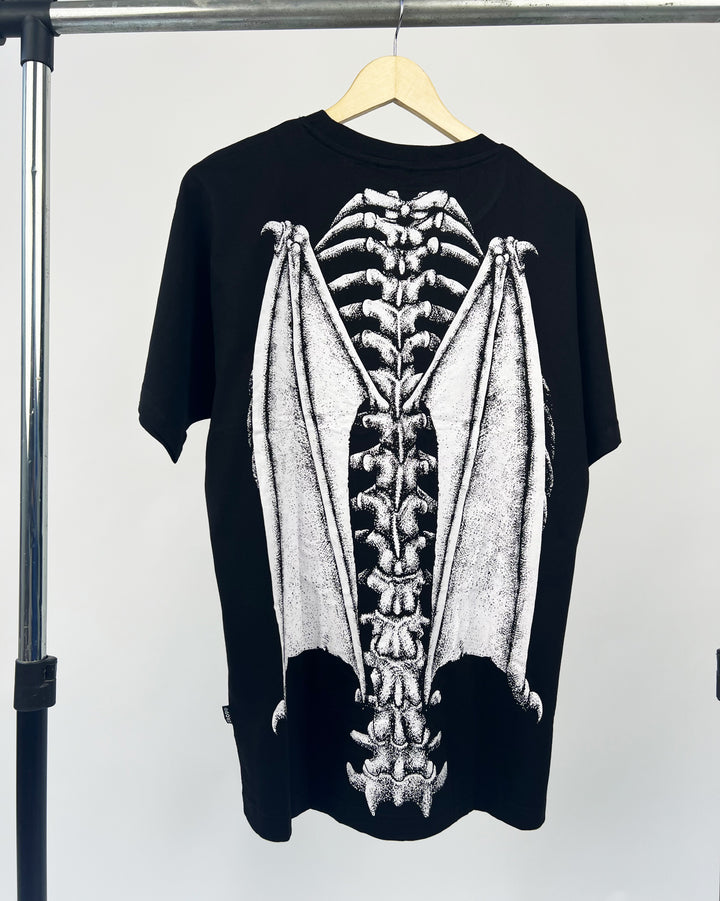 Crop spine skull t-shirt