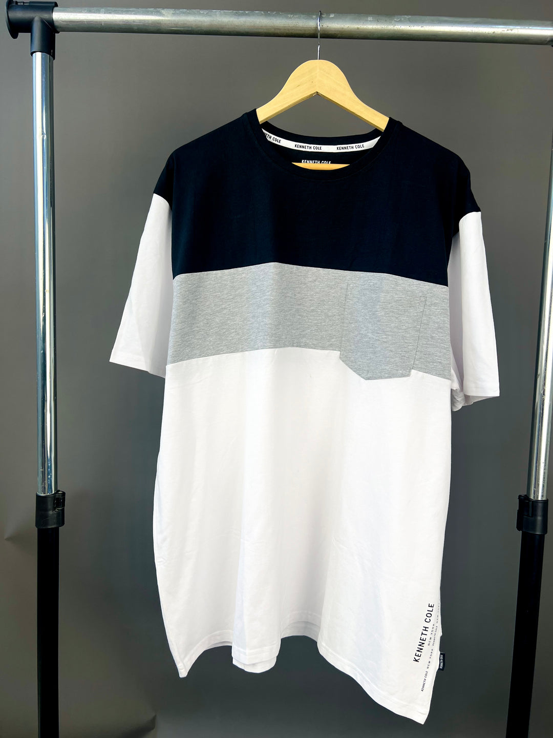 Kenneth Cole solid bar stripe t-shirt