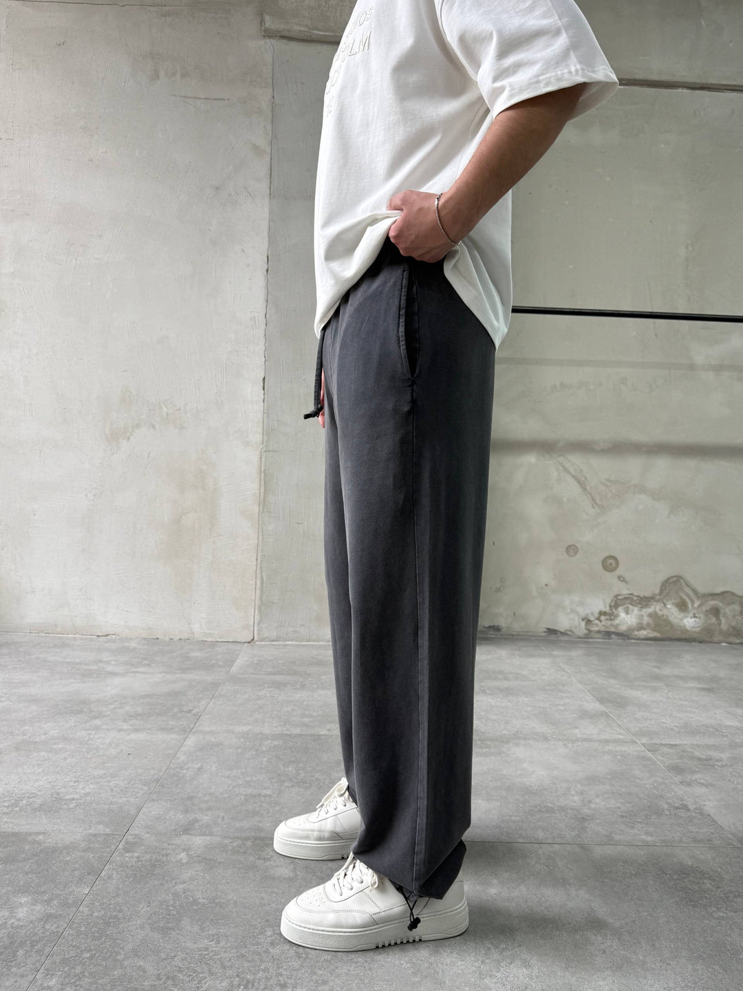Difransel Cotton Sweatpants in Dark Grey