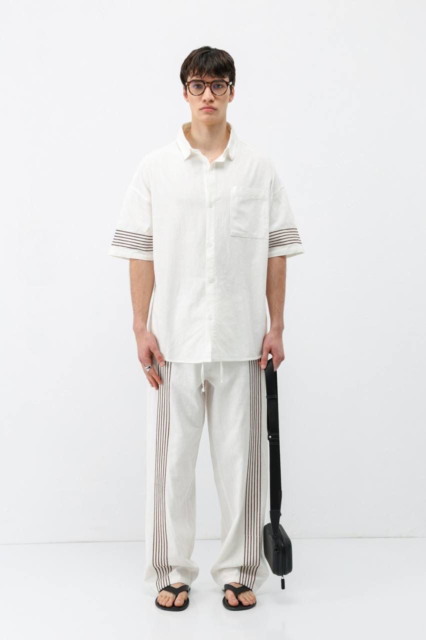 Vamos Short Sleeve Set in White