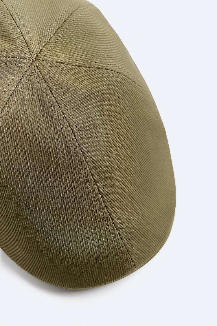 ZARA TEXTURED FLAT CAP