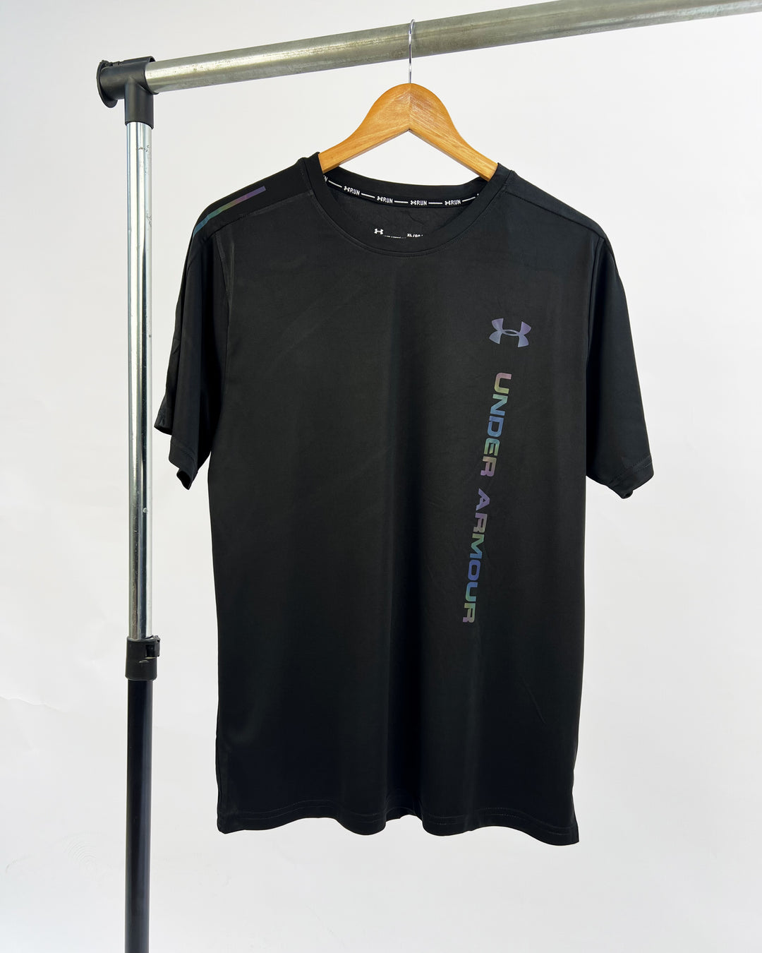 Under armour reflective sports t-shirt in black