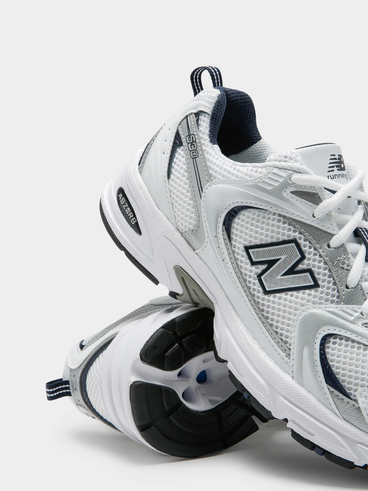 New Balance Unisex 530 Trainers in White & Black