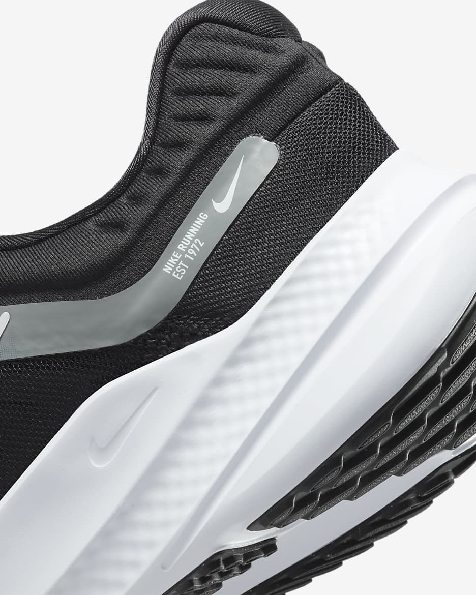 Nike Quest 5 Men's Road Running Trainers