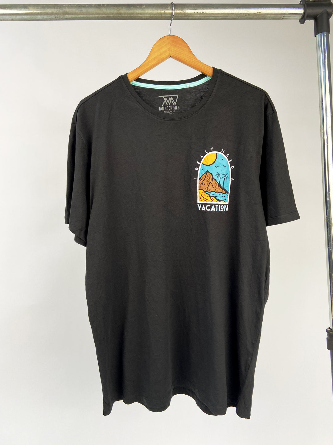 Tamnoon Men Vacation t-shirt