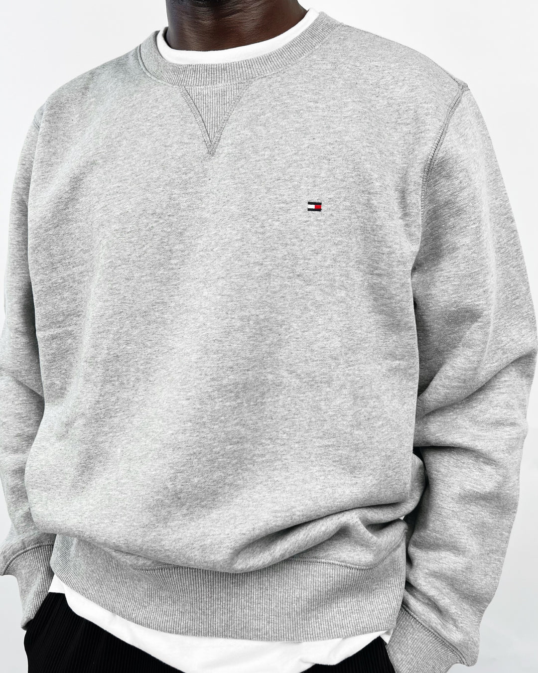 Tommy Hilfiger sweatshirt in grey