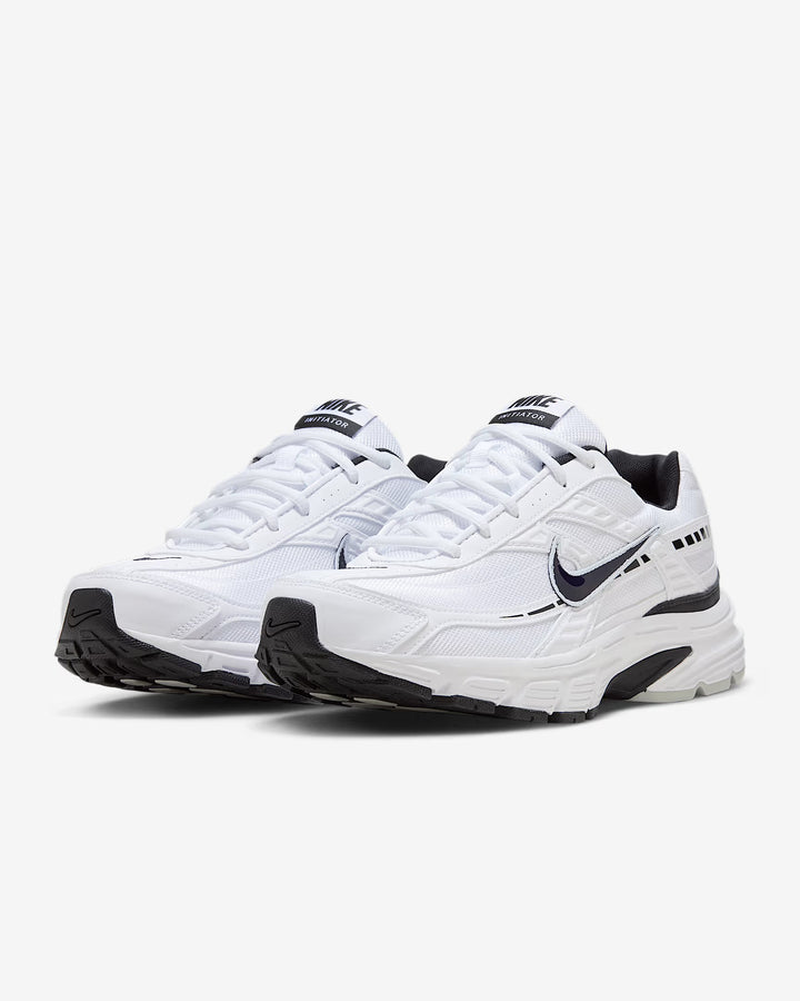Nike Initiators Trainers in Metallic Silver