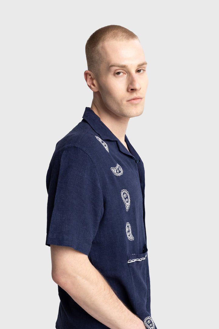 GIESTO paisley embroidered shirt in blue and white