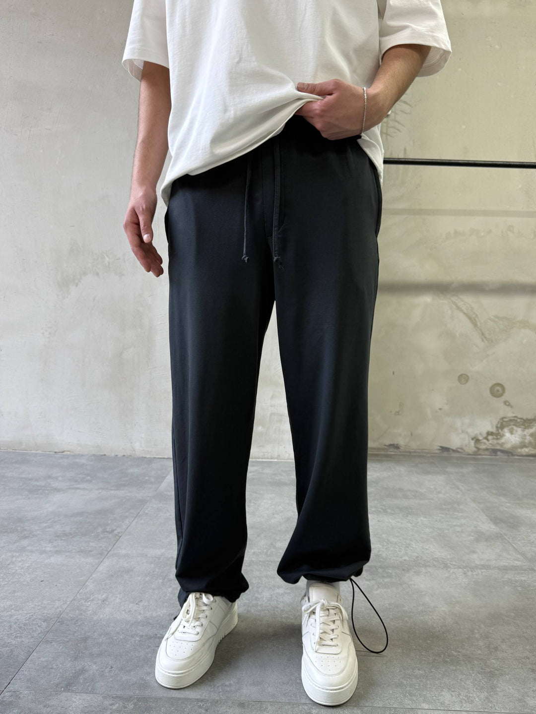 Difransel Cotton Sweatpants in Anthracite