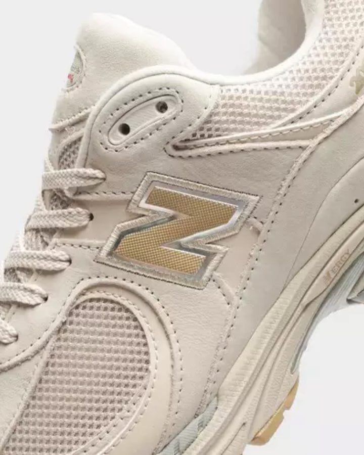 New Balance 2002R Trainers in Cream