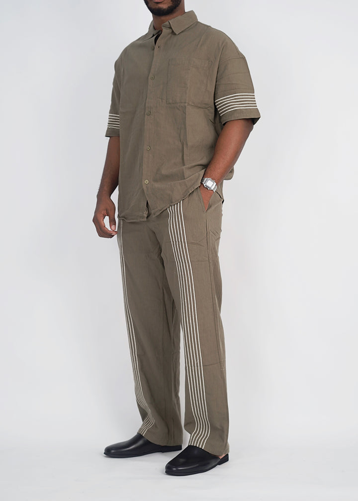 Vamos Short Sleeve Set in Khaki