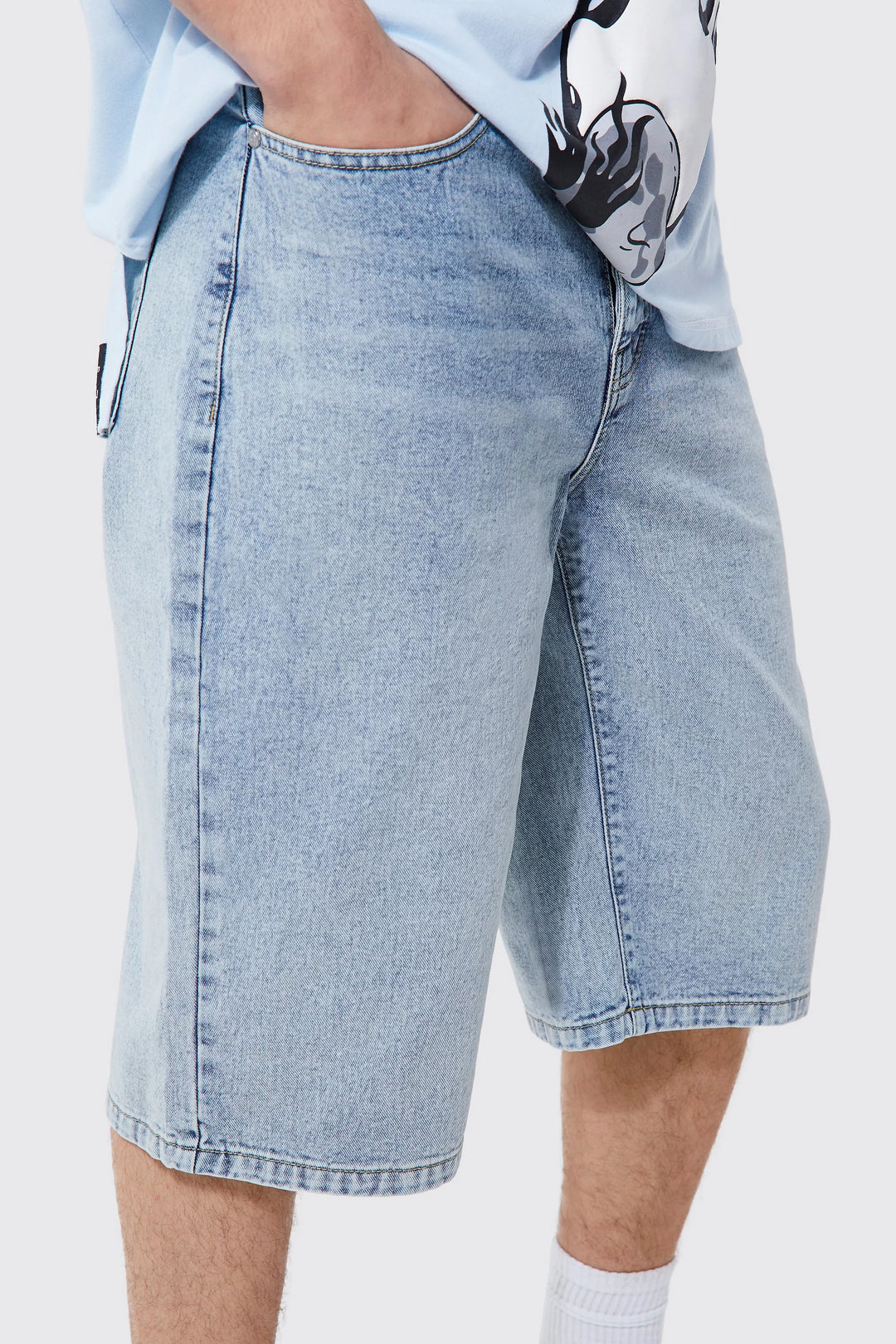 BOOHOOMAN RELAXED RIGID LONGLINE DENIM SHORTS