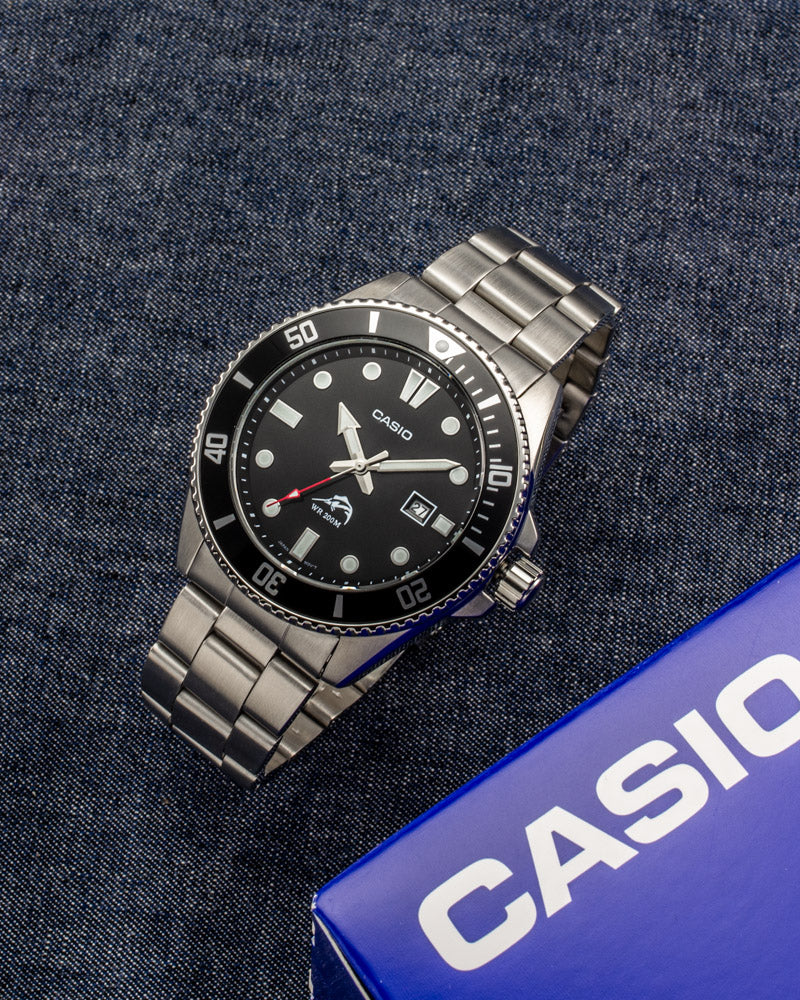 Casio MDV106DD-1A1 Watch with black dial