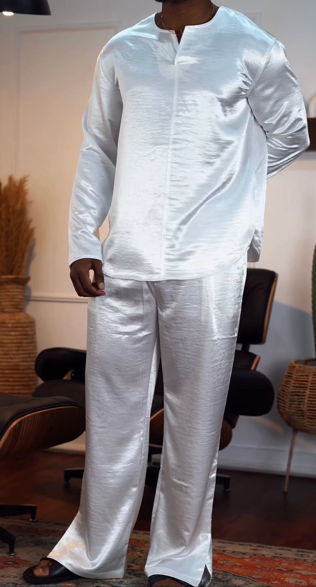 Garm Island Leisure Set in White