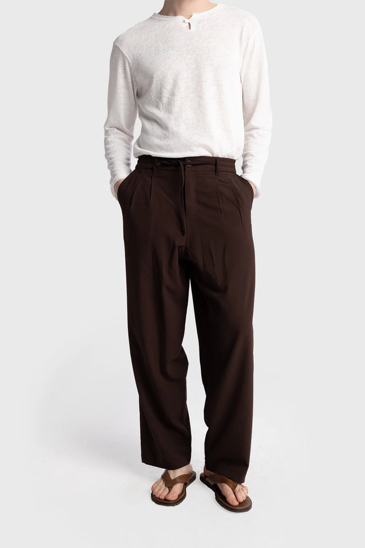 Giesto Gofre roped trousers in brown