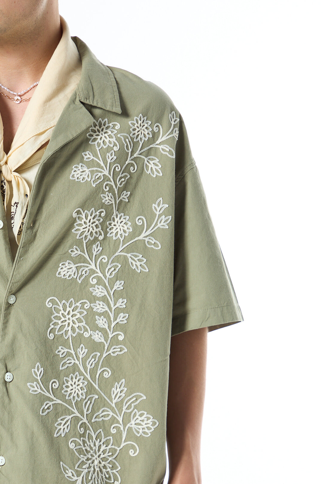 VAMOS FLORAL EMBROIDERED OVERSIZE SHORT SLEEVE LINEN SHIRT GREEN