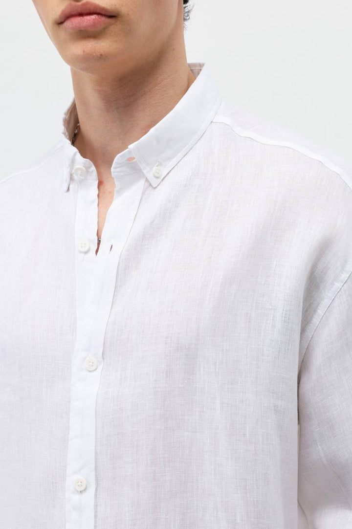 Vamos 100% Linen Oxford Shirt in white