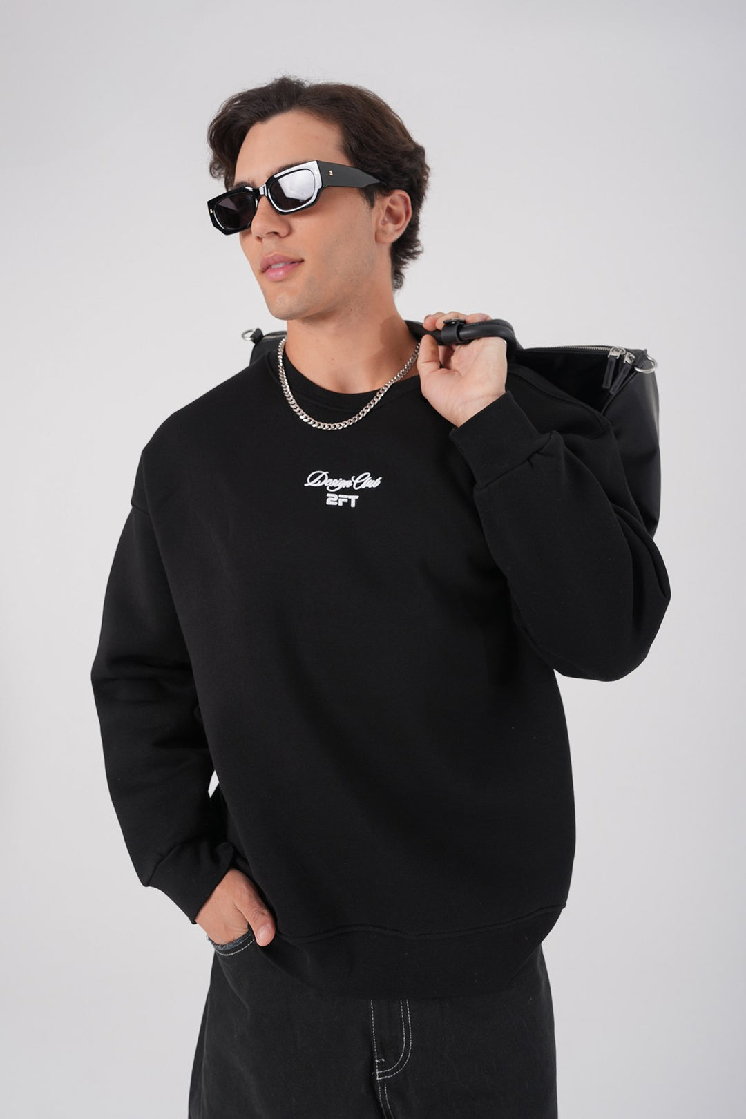 2512 Design Club Backprint Sweatshirt in Black