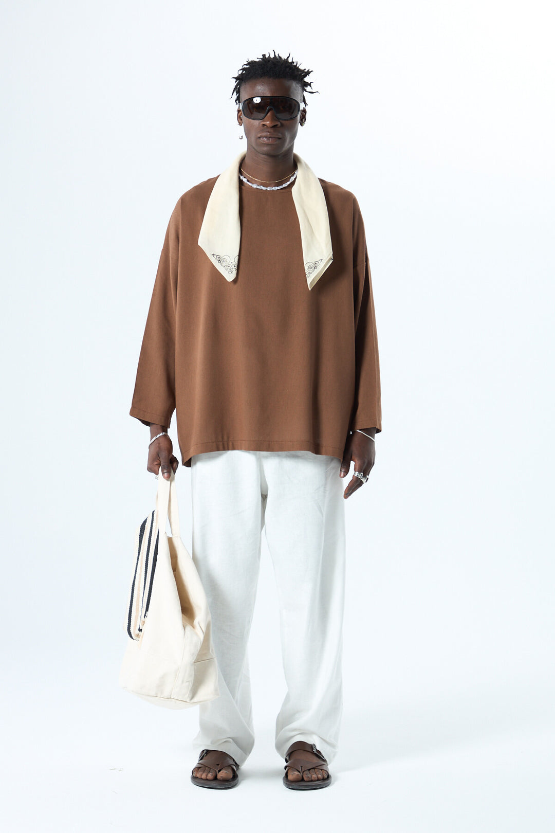 Vamos Oversized Linen Poor Arm T-shirt in Brown