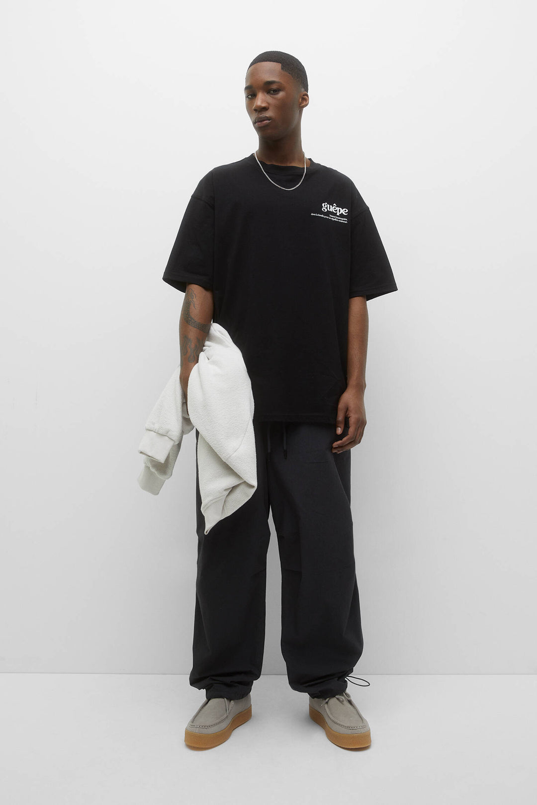 Garm Island Bee Backprint T-shirt in black