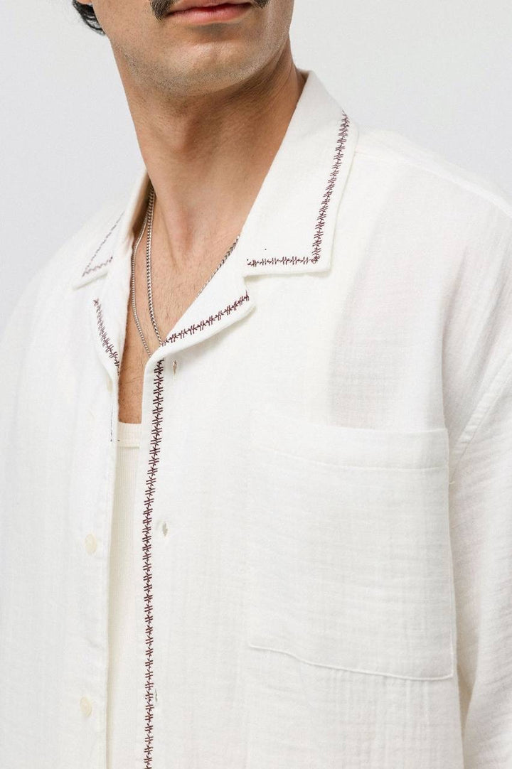 Vamos Embroidery Detail Set in White