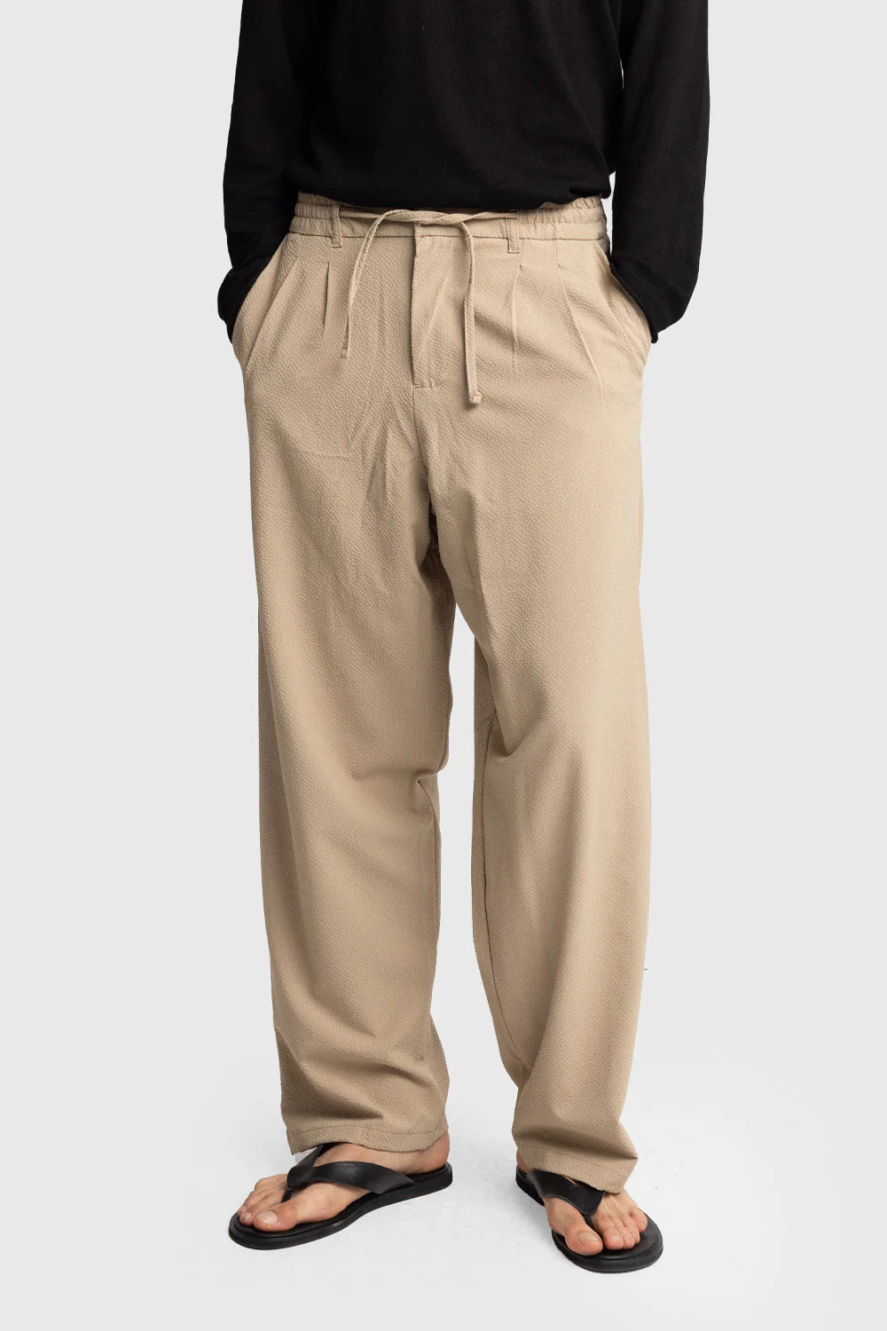 Giesto Gofre roped trousers in beige