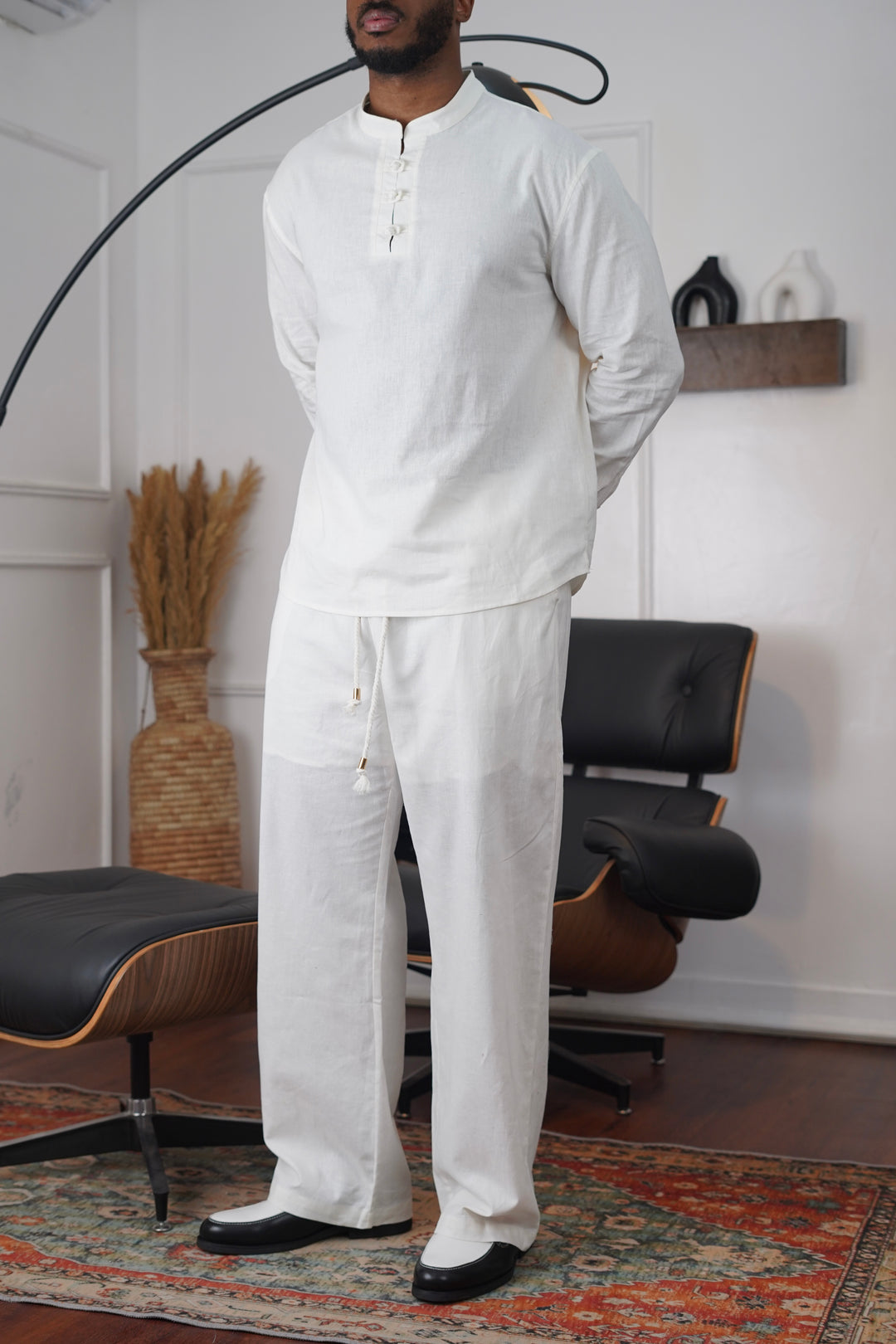 Garm Island Detail Linen Set in White