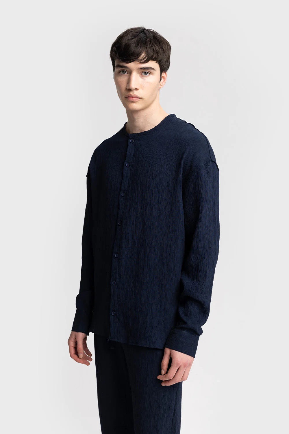 Giesto creased long sleeve shirt in blue