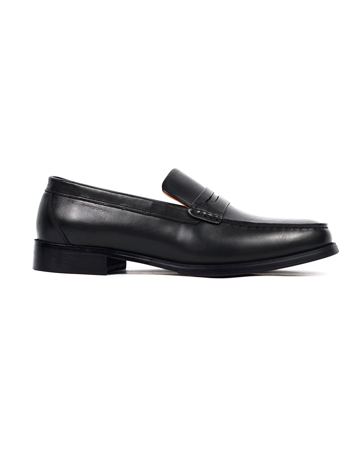 Garm Island Vintage Calf Leather Penny Loafers in black
