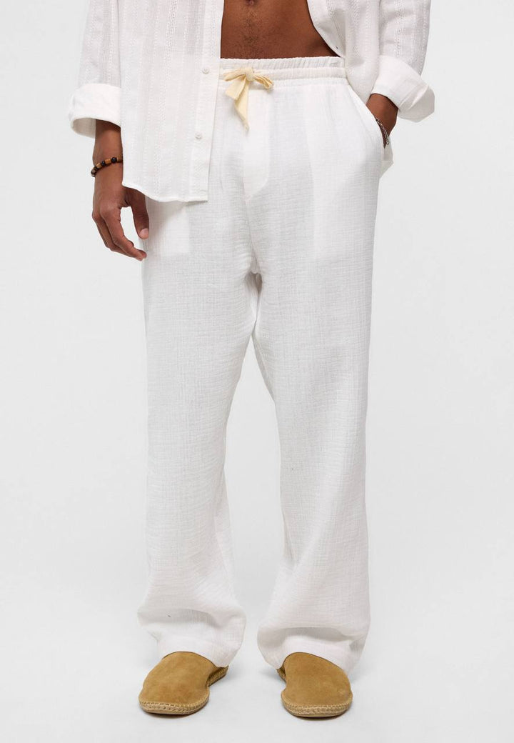 Essence of Life Linen Pants in White