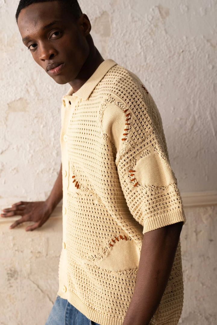 Giesto crochet shirt with brown stitching in beige