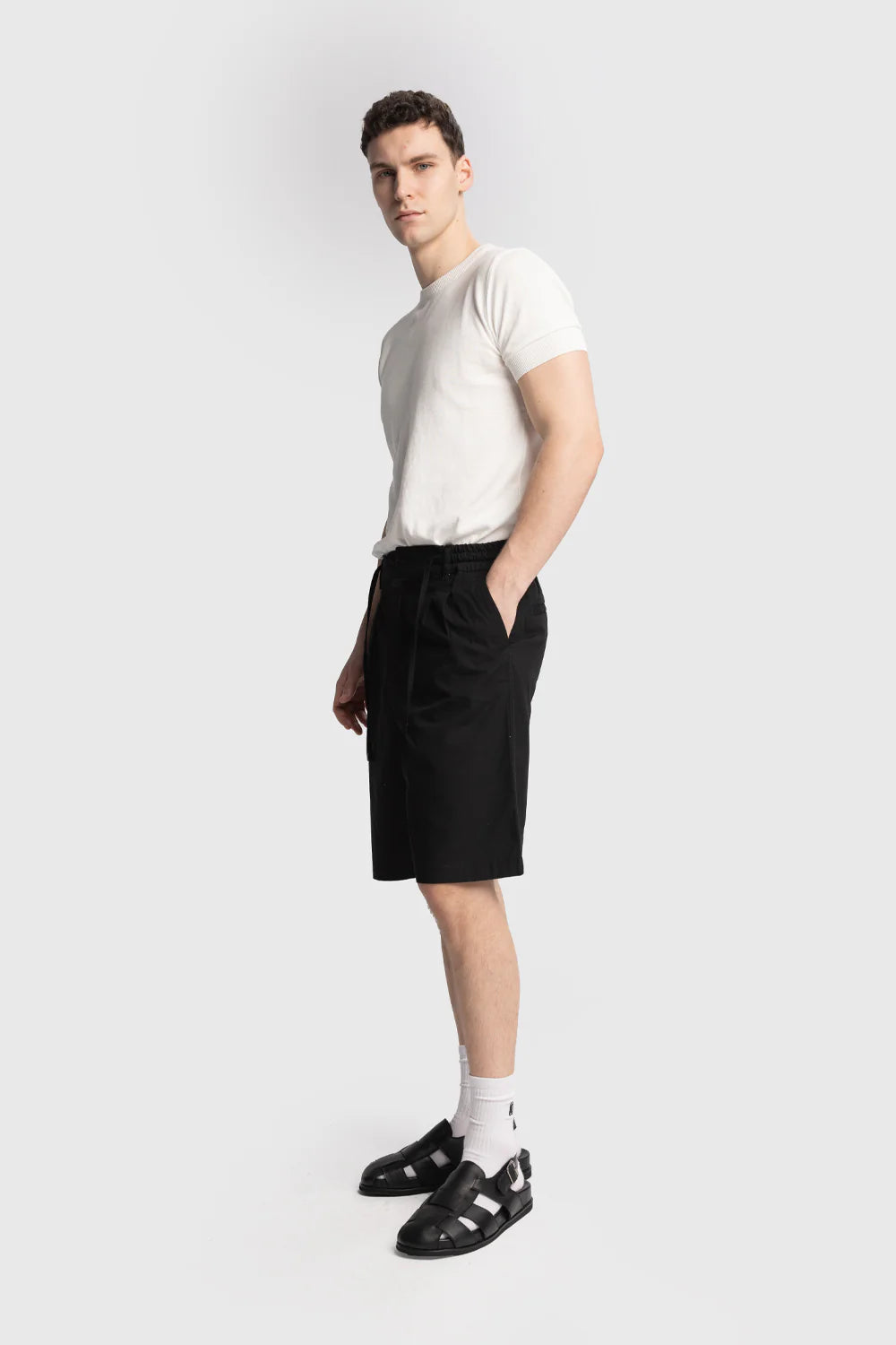 Giesto Linen shorts in black