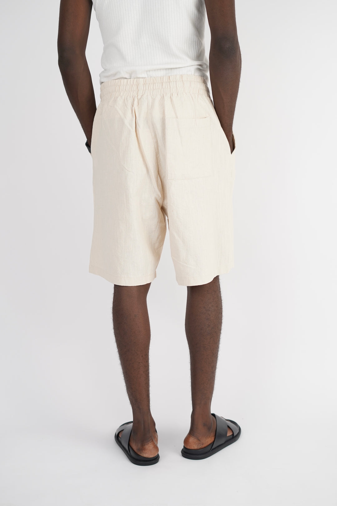 Vamos Linen Shorts in Beige
