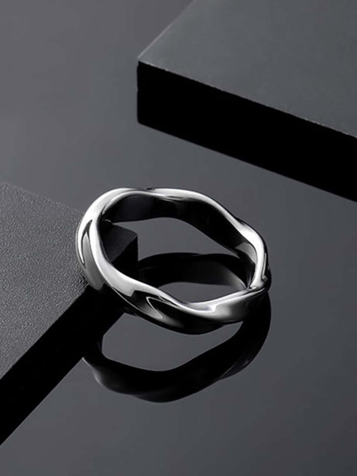 Solid Dimension Ring